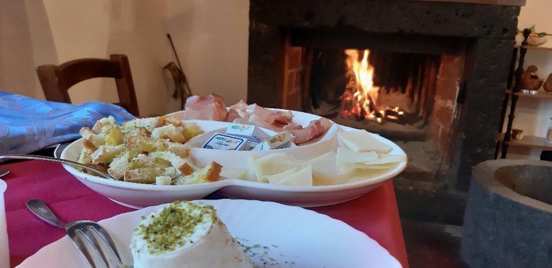 Agriturismo Sole Di Sicilia 란다조 외부 사진